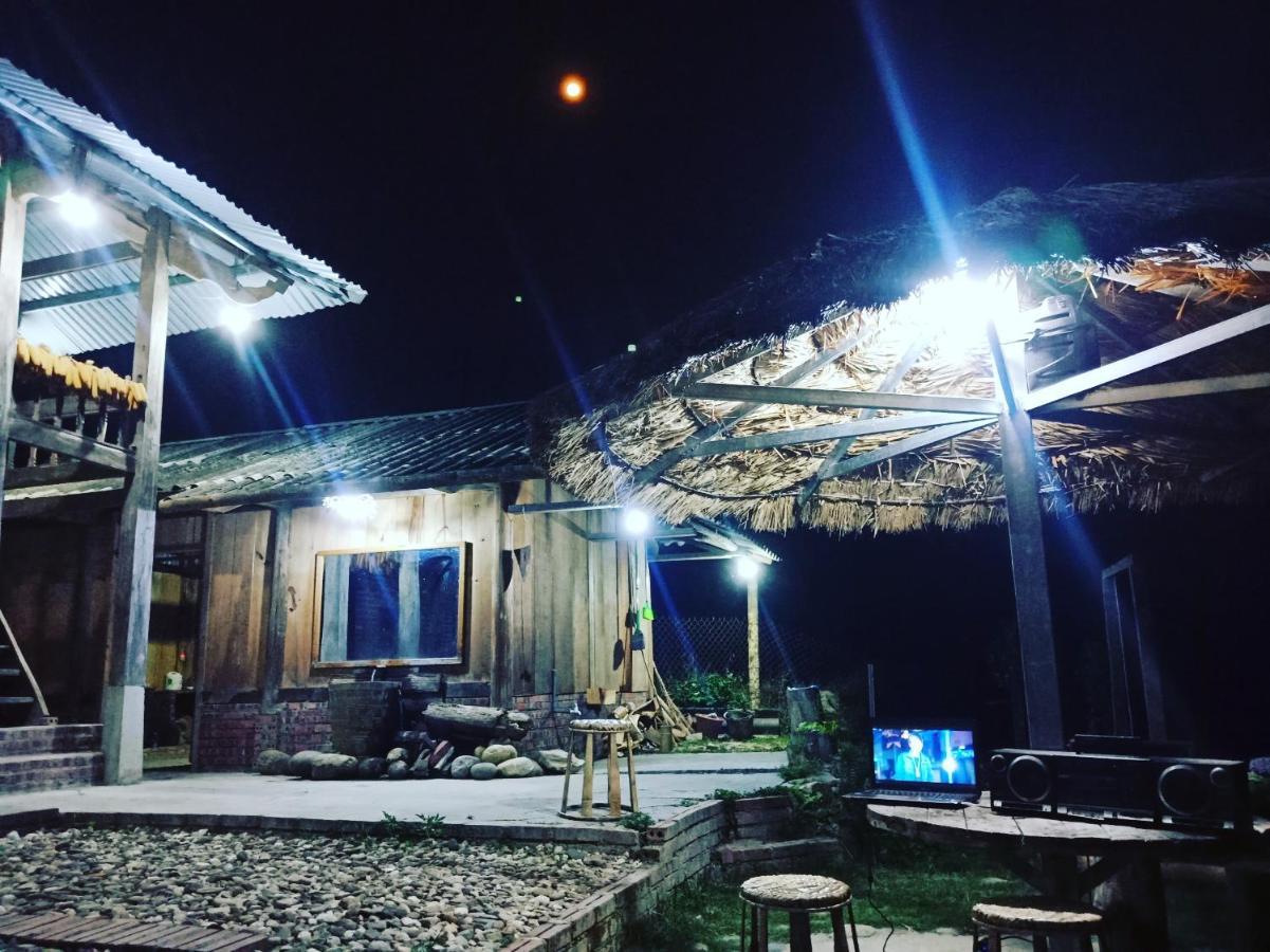 Mu Cang Chai Big View Homestay, Tour & Vegetarian Exterior photo